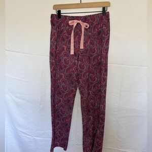 Make an offer!
Land’s End Paisley Print Lounge pajama Pants size XS